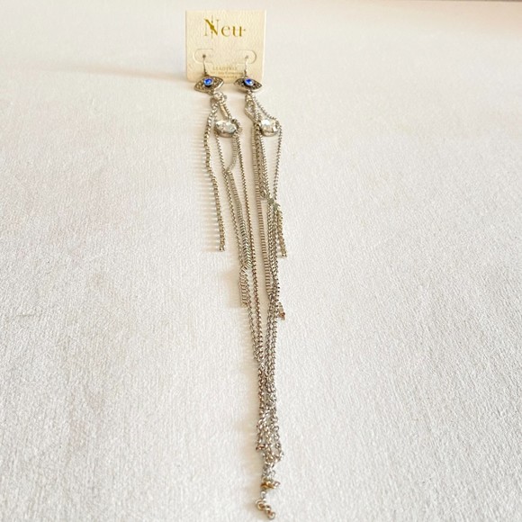 Nett Shoulder Duster Earrings Silver Tone Chains Held By Rhinestone Studded Eyes - Picture 2 of 14
